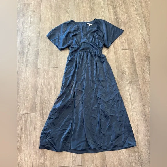 Chelsea28 Deep Blue Midi Dress - Picture 3 of 12